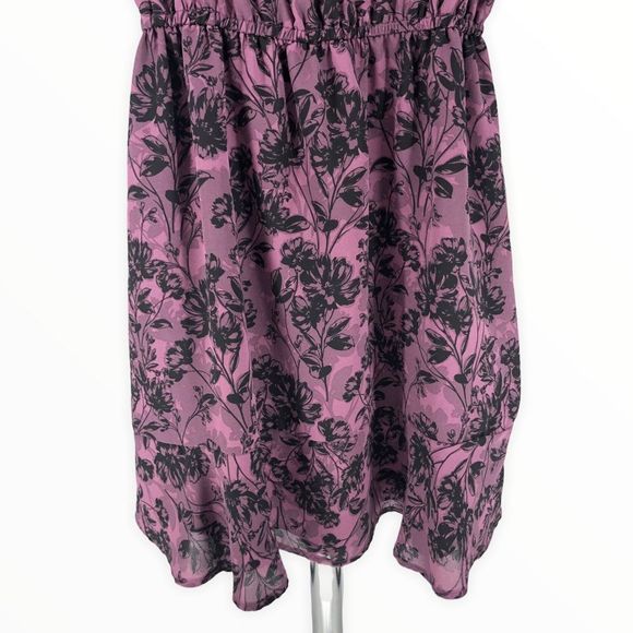 Cupcakes & Cashmere Purple Floral Fit & Flare Sleeveless Dress size Medium - Picture 4 of 11
